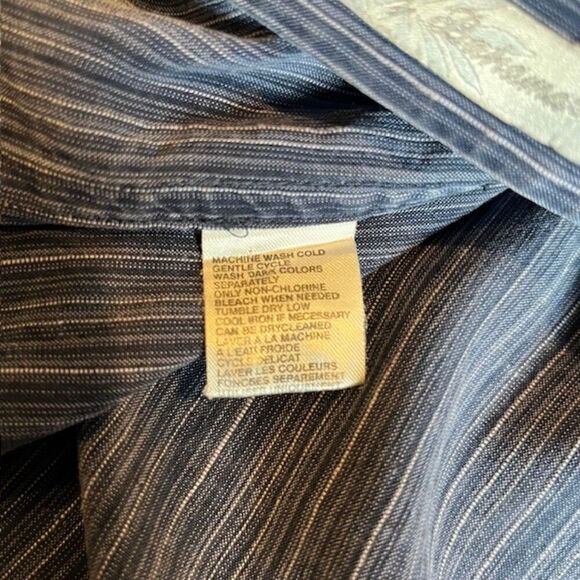 Tommy Bahama Silk Blend Button Down Shirt Navy Textured Size XL - Picture 9 of 11